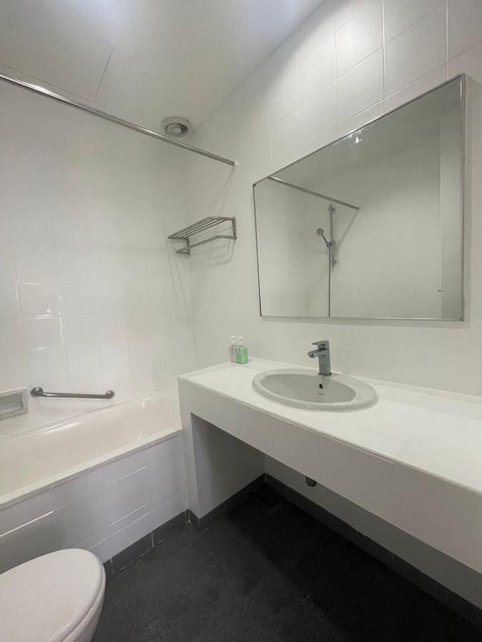 Instay Leisure Mahkota With Sea/Pool View Malacca Exterior photo